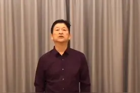 谢娜父亲曲艺演员谢扬功 创作方言诗《争做好市民》图片