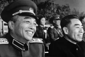 周恩来亲自起草的这份电报，军令如山，救了彭德怀，避免他在轰炸中与毛岸英等同志一同遇难图片