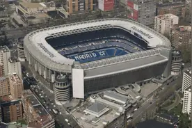 皇马重建伯纳乌，外墙居然都能看比赛？图片