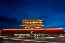 佳品赏介丨建水陶瓷“姊妹花”—— 青花瓷与紫陶图片
