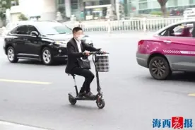 电动滑板车违法上路将被罚！厦门道路交通安全若干规定修正案（草案）》提交审议图片