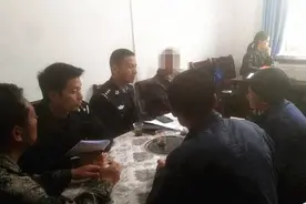八旬老妪哭诉儿子不孝 民警真情帮助巧化解图片