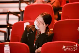 一台没有现场观众的晚会登上热搜，全网点击超5000万图片