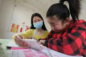 青春在故乡的土地绽放——这群棒棒的大学生！图片