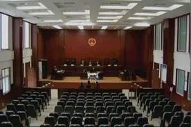 利用银行工作人员操作延迟，女子还贷后又放款30万元获刑3年图片