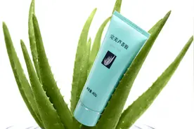 脸颊粗糙脱皮？唇部越舔越干？让芦荟胶来拯救脆弱的肌肤图片