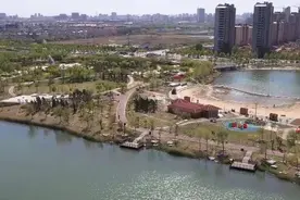 Vlog丨趁姹紫嫣红、趁万物缤纷，来滨州白鹭湖湿地公园享受春天的美好时光视频封面
