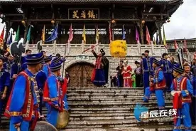 网约湘游｜专访土司王后人彭司礼：永顺土司王朝与芙蓉镇的历史渊源图片