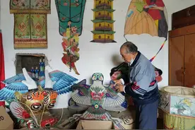 八旬“风筝王”志在蓝天，将梦想放飞至万里晴空图片