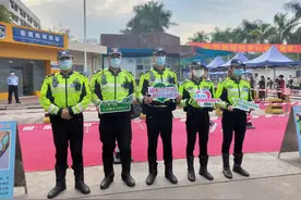 直击现场！东莞首批学生今天返校图片