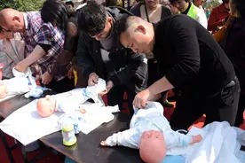 关爱新妈妈，向产后抑郁说“不”图片