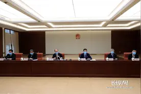 京津冀协同治理保蓝天，河北一排放污染防治新规5月1日正式施行图片