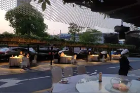 武汉的餐馆可以堂食了！但就餐之前要注意这些……图片