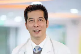 中医儿科慕课 | 春风风人，夏雨雨人——记许尤佳老师图片