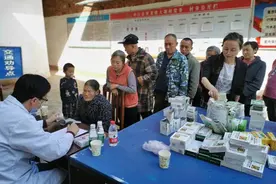 义诊义检暖人心 回访督察抓落实——德阳市卫健系统脱贫攻坚第五组前往大塘村开展义诊义检及回访督察图片