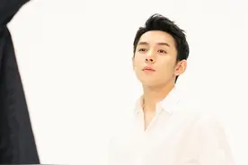 N姓女明星也有名头了！李佳琦为爱犬申请商标图片