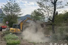 大海乡全力推进旧房拆除工作图片