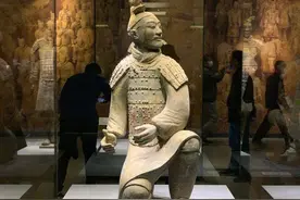 齐鲁山海经｜秦始皇 性别：男 祖籍：山东图片