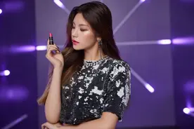 Kowave美妆创意总监推荐！本周热门彩妆新品 ,只需一支口红即可完成视线集中彩妆图片
