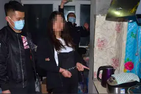 虐打女童继母有过三任“丈夫”，邻居称其“爱显摆”图片
