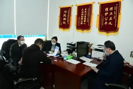 时代的先锋，最美的劳动者——辛苦了，我们的城市守护人图片