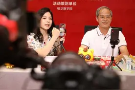 广州首个区长直播带货：“俊哥”卖出“土特产”2875辆汽车图片