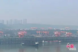 重庆：武警船艇支队“五一”假期护航黄金水道图片