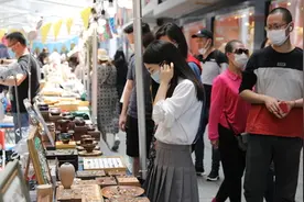 六合路上立起一座座透明小尖顶，让你在魔都领略创意图片