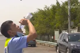 新疆吐鲁番高温天气持续 最高气温超40℃图片