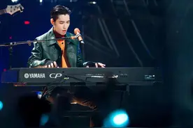 《我们的乐队》致敬经典 八支重组乐队为老歌注入新活力图片