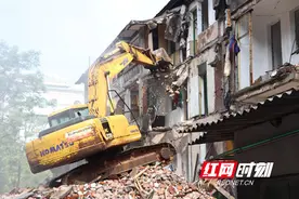 石鼓区：学宫巷片棚户区改造项目（一期）拆迁工作启动图片