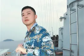 一名副舰长的青春追梦之旅图片
