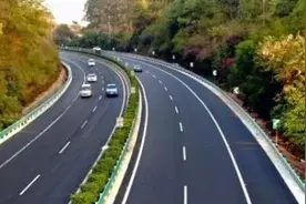 5月6日零时起高速公路恢复收费，建议错峰错时返程图片