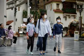 韩国中小学下周起恢复开学图片