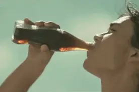 18款饮料含糖量测评，最高的1瓶=14.4块方糖！万万没想到是它图片