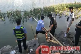 受个人问题困扰酒后想不开，广西一30多岁男子跳南湖轻生图片