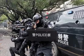 射击、格斗、攀登……换个视角探班“特警训练营”，每一帧都是“别样青春”图片