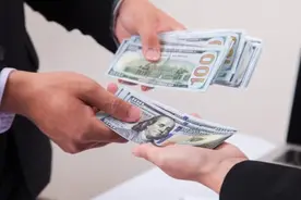 美国4月ADP就业人数减少超过2000万 创史上最大减幅图片