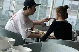 王思聪新女友甜仇个人资料照片有什么背景 王思聪甜仇约会照片曝光图片