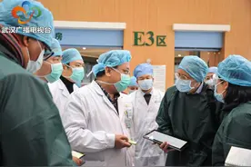 同济医院刘继红、胡俊波、冯玲荣获“湖北五一劳动奖章”图片