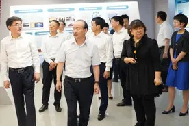 四川能投党委书记、董事长孙云一行拜访西南石油大学图片