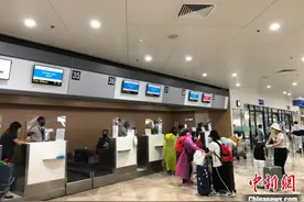 246名滞菲律宾同胞乘南方航空CZ3092航班马尼拉直飞广州安抵图片
