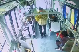 郑州的这个小女孩，我们想给你个大大的赞图片