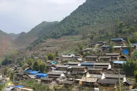 滇西“大山情”——杨其根扶贫云南山村的故事图片