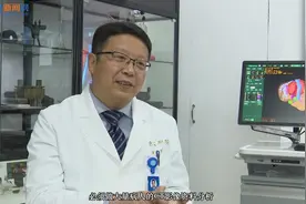 董蒨：把论文写在救治疑难患儿的手术台上图片