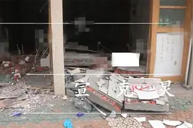青浦一门面店铺装修 男子在砸墙时被倒塌的墙体压中不幸身亡图片