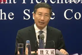 戴眼镜会加深近视度数？专家：无科学依据，且有可能延误近视治疗图片