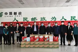 鄂尔多斯侨联向海外侨胞和留学生捐赠“侨爱心健康包”图片