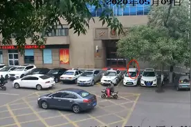 姐姐辅导学习要求高 10岁弟弟哭着到派出所求助图片