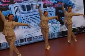 快手里有群爱跳舞的“小护士”图片